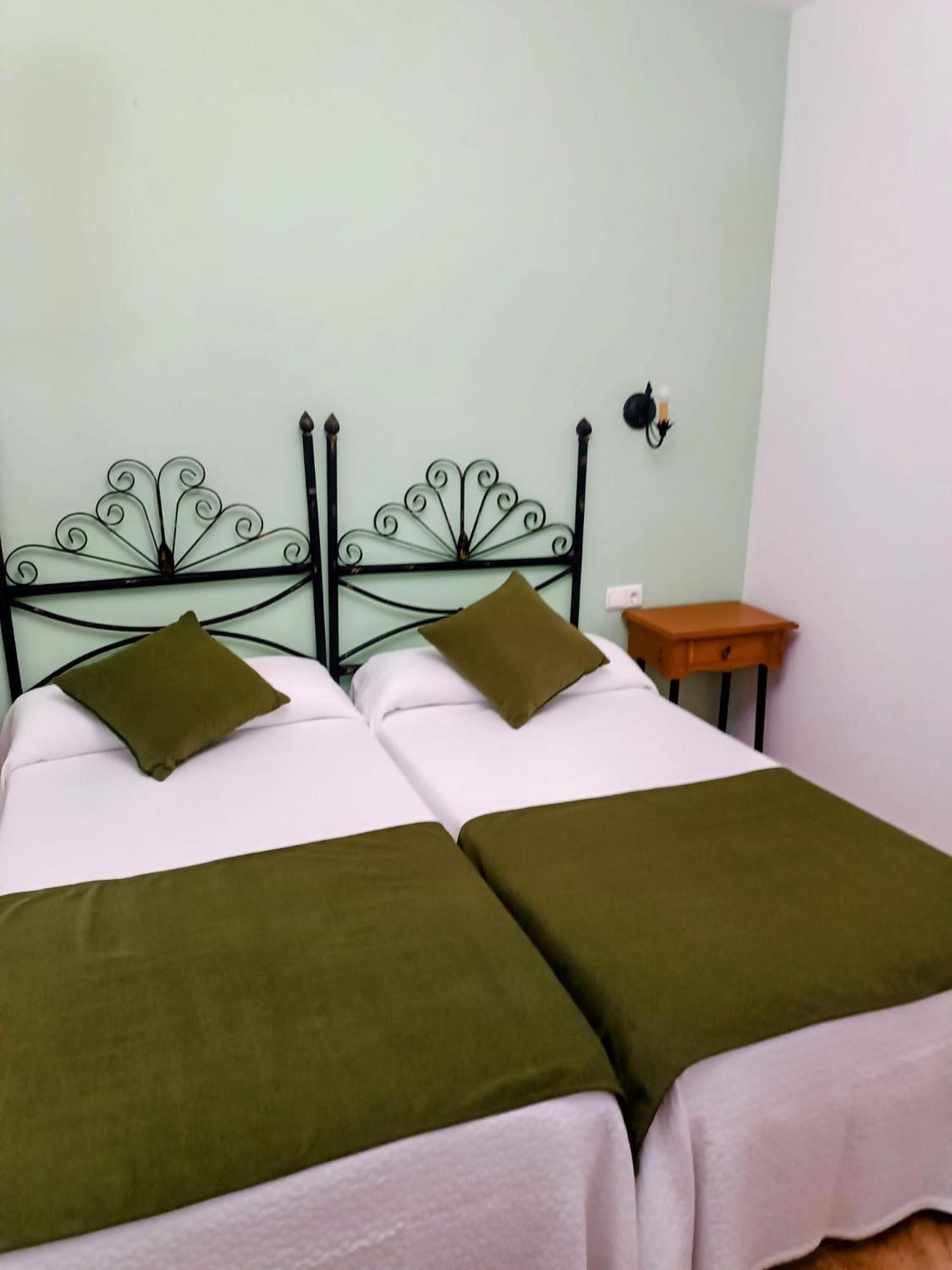 Hotel Complejo Godoy Losar De La Vera Esterno foto